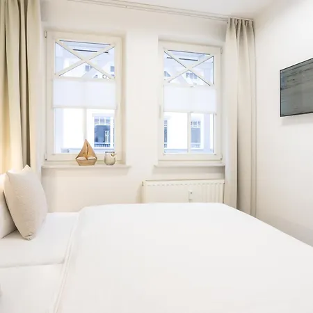 Fewo Auszeit Im Haus Strandburg Binz Exterior photo